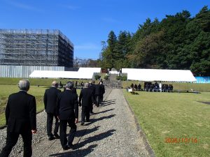 新工場が望める。会場へ